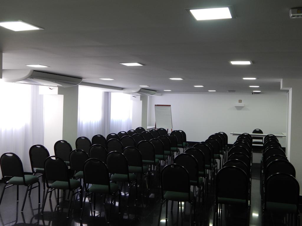 Frimas Pampulha Hotel Бело Оризонти Екстериор снимка