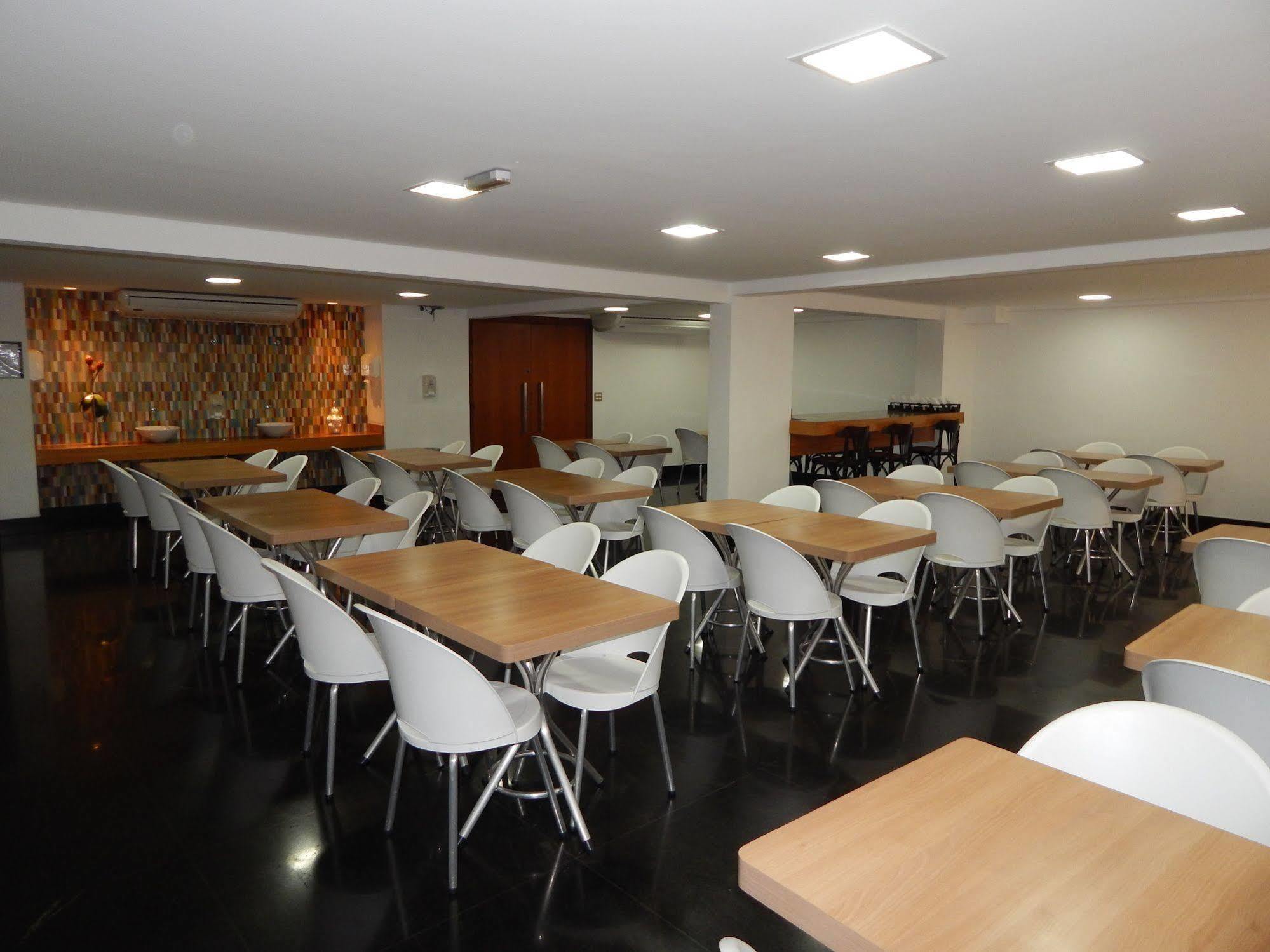 Frimas Pampulha Hotel Бело Оризонти Екстериор снимка