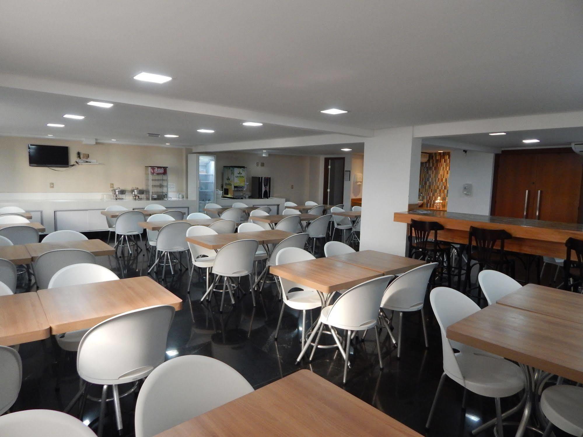 Frimas Pampulha Hotel Бело Оризонти Екстериор снимка
