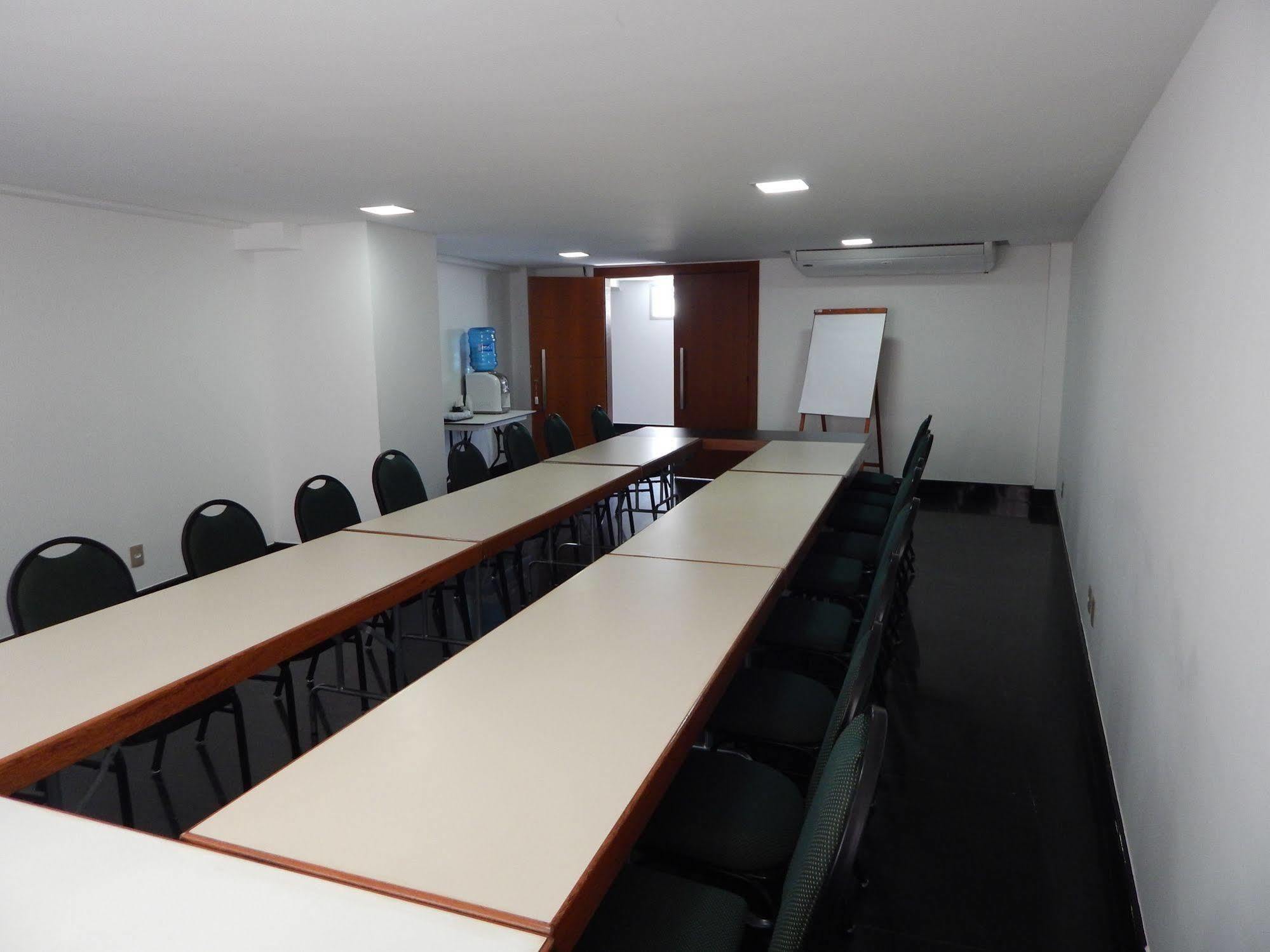 Frimas Pampulha Hotel Бело Оризонти Екстериор снимка